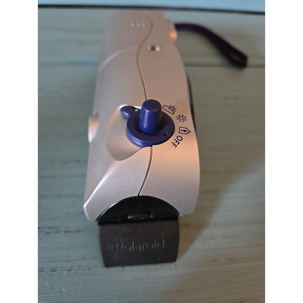 Y2K Polaroid i-Zone Instant Film Pocket Camera Silver Black 2 AA Batteries/Film - Picture 5 of 11